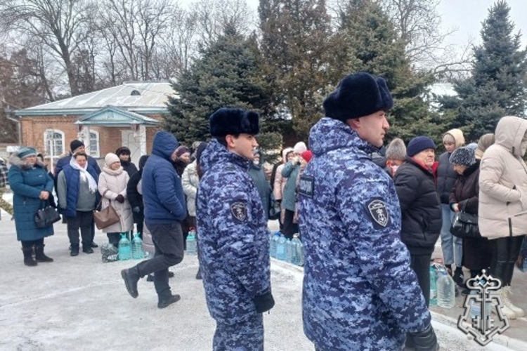  В Карачаево-Черкесии росгвардейцы приняли участие в охране общественного порядка в Крещение Господне