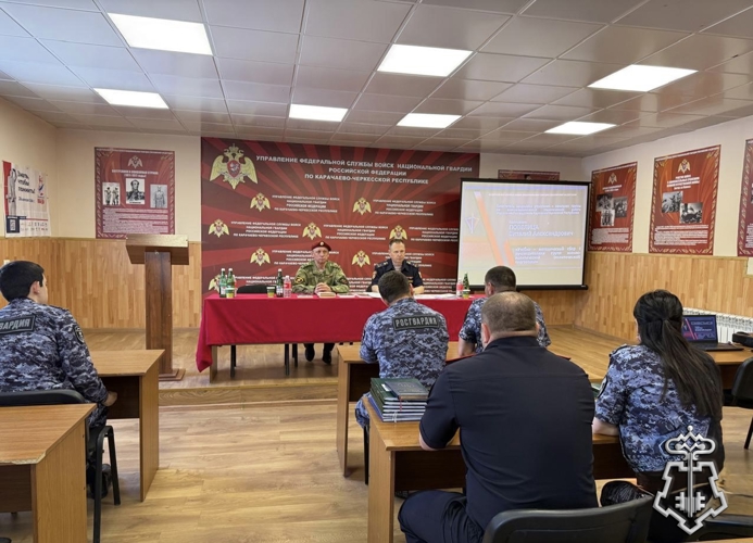 В Черкесске прошел сбор с руководителями групп военно-политической подготовки