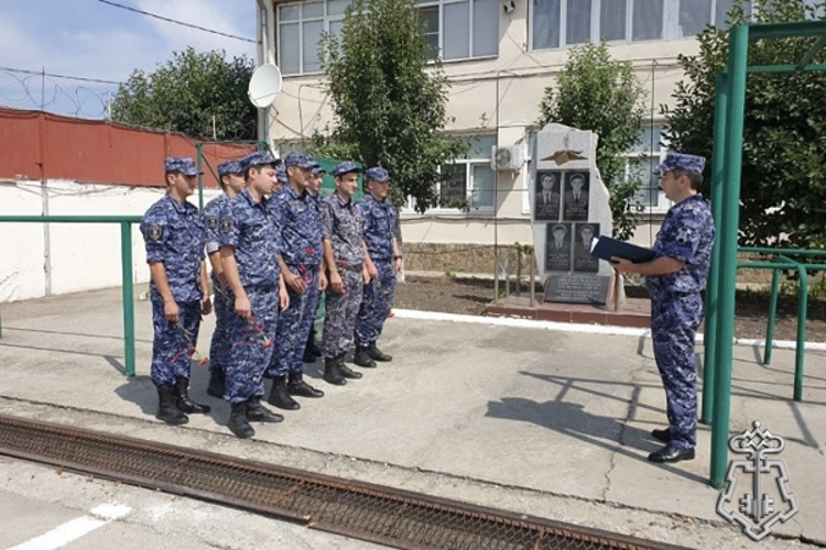 Росгвардейцы Карачаево-Черкесии почтили память погибших товарищей