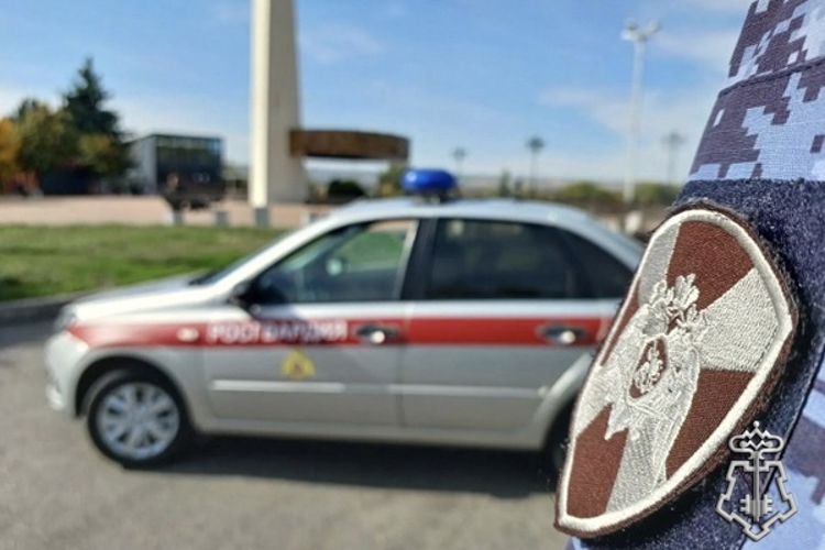 В Карачаево-Черкесии росгвардейцы задержали посетителя кафе, отказавшегося оплачивать счет